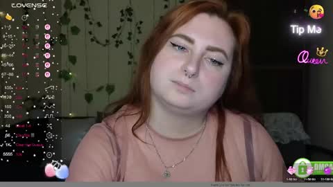 Snapshot of aliciaaared_kis chatting on 03/28/26, 07:30 Alicia online show from 03/28/26, 07:30