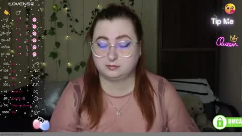 Snapshot of aliciaaared_kis chatting on 04/09/26, 06:02 Alicia online show from 04/09/26, 06:02