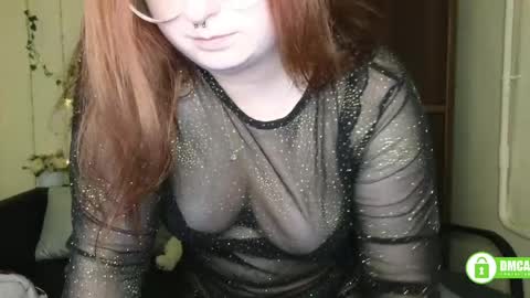 Alicia online show from 05/13/26, 06:22