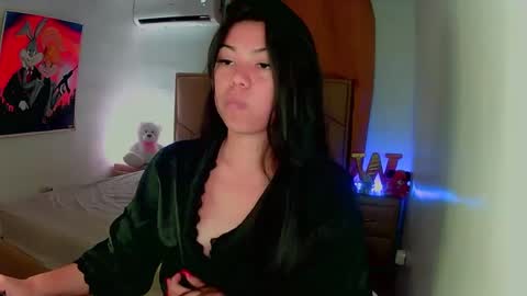 Snapshot of aliciabiden chatting on 01/08/25, 03:40 aliciabiden online show from 01/08/25, 03:40