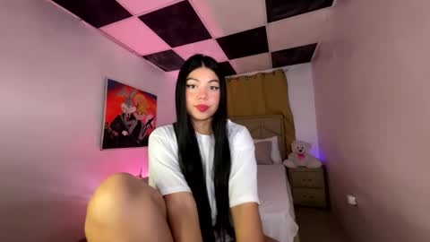 Snapshot of aliciabiden chatting on 03/05/25, 06:54 aliciabiden online show from 03/05/25, 06:54