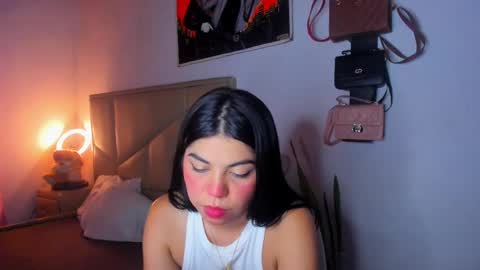 Snapshot of aliciabiden chatting on 11/09/25, 05:50 aliciabiden online show from 11/09/25, 05:50