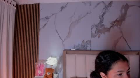 Snapshot of alicialevy chatting on 06/10/26, 11:31 LUNA online show from 06/10/26, 11:31