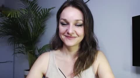Alicia online show from 01/14/25, 04:18
