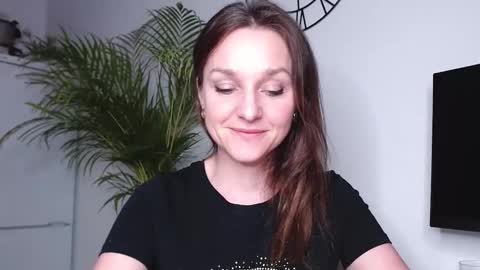 Alicia online show from 02/18/25, 08:25