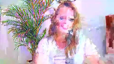 Alicia online show from 10/20/25, 01:11