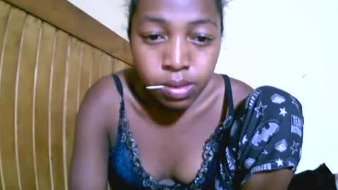 Snapshot of alicianah chatting on 10/03/25, 07:33 alicianah online show from 10/03/25, 07:33