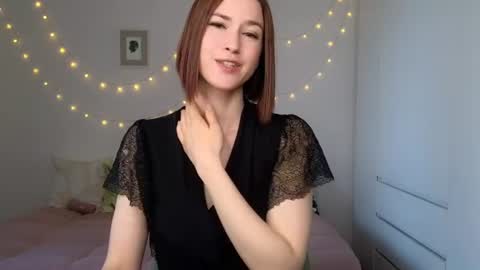 Snapshot of alicianoveli chatting on 06/24/26, 04:22 alicianoveli online show from 06/24/26, 04:22