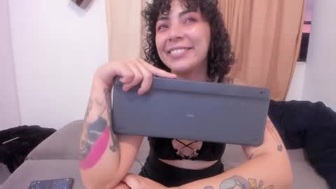 Snapshot of aliciapalmer19 chatting on 12/07/24, 11:12 Alis 3 independent model 3 online show from 12/07/24, 11:12