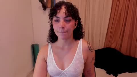 Snapshot of aliciapalmer19 chatting on 01/26/25, 12:16 Alis 3 independent model 3 online show from 01/26/25, 12:16