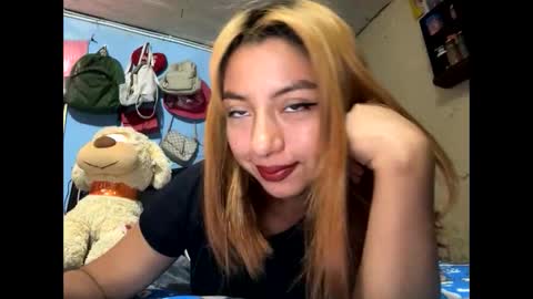 Snapshot of alicie_oconoor chatting on 04/08/26, 03:34 Karla Oconoor online show from 04/08/26, 03:34