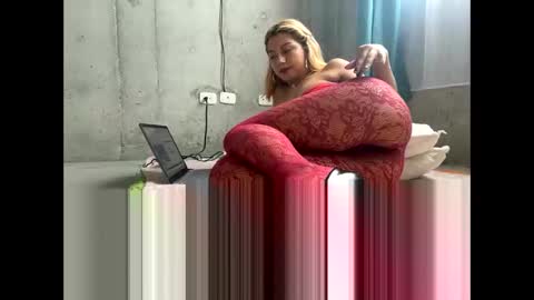 Snapshot of alicie_oconoor chatting on 05/14/26, 09:21 Karla Oconoor online show from 05/14/26, 09:21
