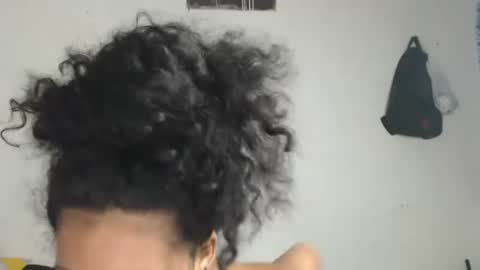 Snapshot of alicie_sexy_hot_20 chatting on 03/11/25, 05:16 ana online show from 03/11/25, 05:16