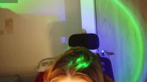 Snapshot of aliciia_23 chatting on 04/03/26, 12:52 aliciia_23 online show from 04/03/26, 12:52