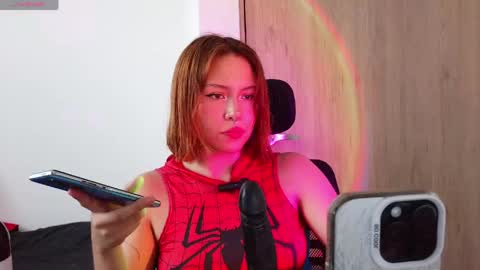 Snapshot of aliciia_23 chatting on 04/13/26, 09:53 aliciia_23 online show from 04/13/26, 09:53