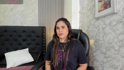 Snapshot of alicy__torres chatting on 04/23/26, 12:29 alicya online show from 04/23/26, 12:29