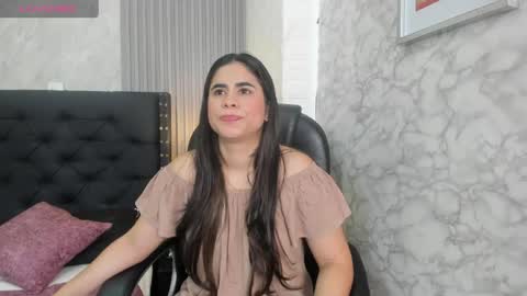 Snapshot of alicy__torres chatting on 05/05/26, 12:13 alicya online show from 05/05/26, 12:13