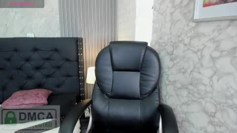 Snapshot of alicy__torres chatting on 05/21/26, 12:12 alicya online show from 05/21/26, 12:12