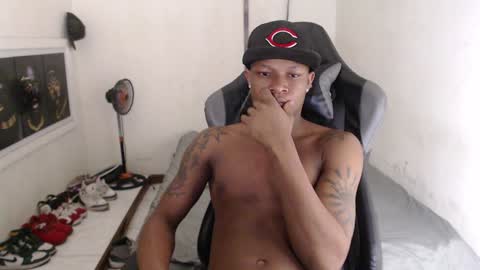 Snapshot of alid_17 chatting on 12/24/24, 01:49 Alid 17 online show from 12/24/24, 01:49