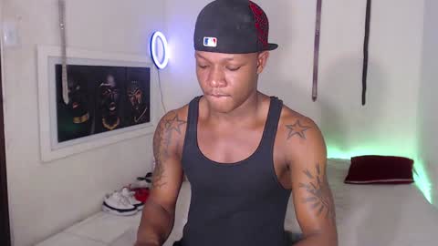 Snapshot of alid_17 chatting on 12/27/24, 11:42 Alid 17 online show from 12/27/24, 11:42