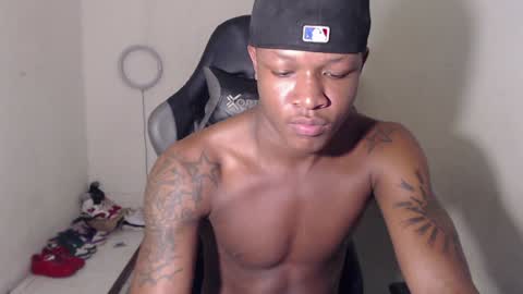 Snapshot of alid_17 chatting on 01/07/25, 09:25 Alid 17 online show from 01/07/25, 09:25