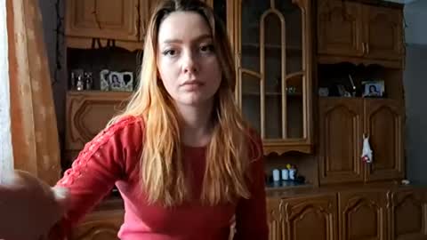 Snapshot of alidacordle chatting on 04/23/26, 10:03 Scarlett online show from 04/23/26, 10:03