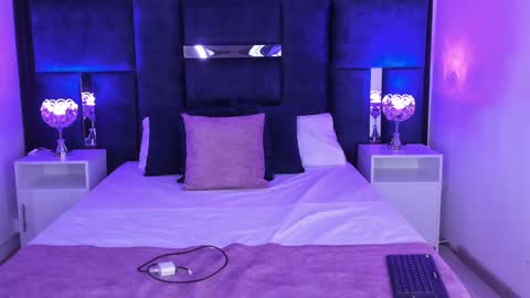 Snapshot of alidiaz__ chatting on 02/08/25, 07:38 Ali Diaz online show from 02/08/25, 07:38