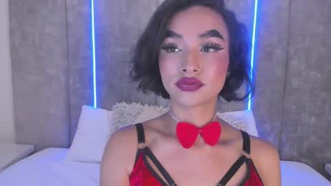 Snapshot of alidiaz__ chatting on 02/10/25, 10:51 Ali Diaz online show from 02/10/25, 10:51