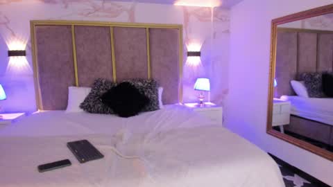 Snapshot of alidiaz__ chatting on 02/23/25, 01:35 Ali Diaz online show from 02/23/25, 01:35