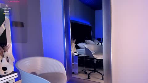 Snapshot of alidiaz__ chatting on 02/25/25, 02:03 Ali Diaz online show from 02/25/25, 02:03