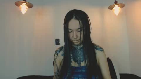 Snapshot of alien_eyes09 chatting on 05/08/26, 01:00 online show from 05/08/26, 01:00
