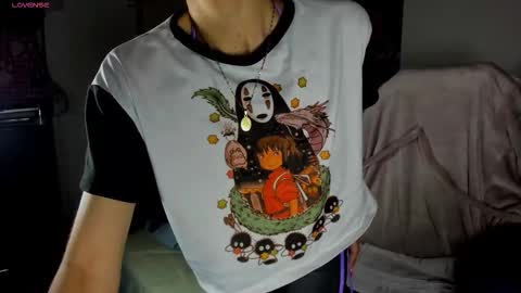 Snapshot of alien_universe chatting on 09/17/25, 10:55 Aiko Independent Model online show from 09/17/25, 10:55