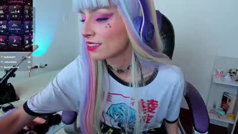 Snapshot of alien_universe chatting on 09/21/25, 06:20 Aiko Independent Model online show from 09/21/25, 06:20