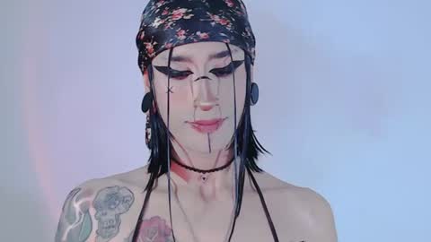 Snapshot of alienexxx chatting on 06/22/26, 12:45 online show from 06/22/26, 12:45