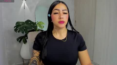 Snapshot of aliessiarose1 chatting on 06/23/26, 11:08 Ali online show from 06/23/26, 11:08