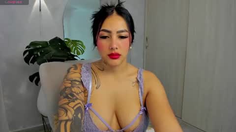 Snapshot of aliessiarose1 chatting on 07/03/26, 11:27 Ali online show from 07/03/26, 11:27