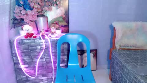 aliexagrey online show from 05/16/26, 10:01