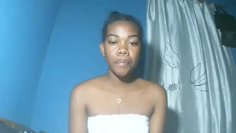 alihane21 online show from 02/18/26, 05:31