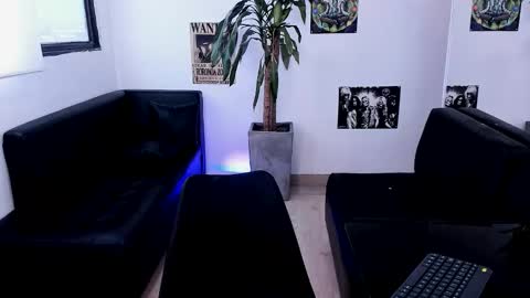 Alice online show from 02/08/26, 01:25