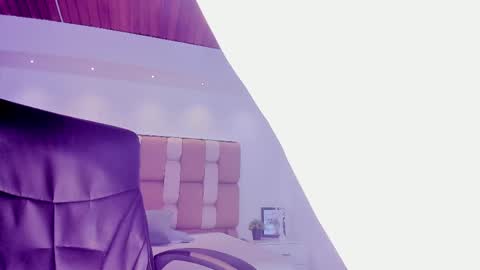 Alice online show from 03/06/25, 05:54