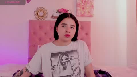 Snapshot of aliice_walker_ chatting on 12/06/24, 12:27 aliice_walker_ online show from 12/06/24, 12:27