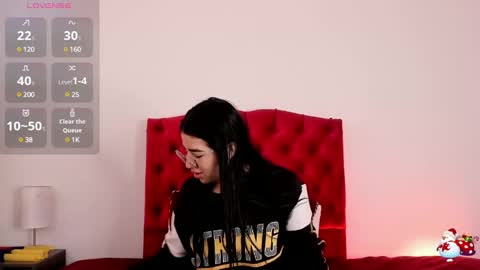 Snapshot of aliice_walker_ chatting on 12/12/24, 12:44 aliice_walker_ online show from 12/12/24, 12:44