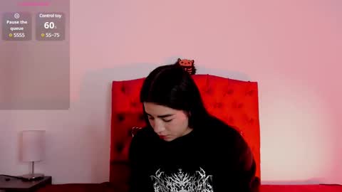 Snapshot of aliice_walker_ chatting on 12/19/24, 12:34 aliice_walker_ online show from 12/19/24, 12:34