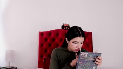 Snapshot of aliice_walker_ chatting on 12/24/24, 12:55 aliice_walker_ online show from 12/24/24, 12:55