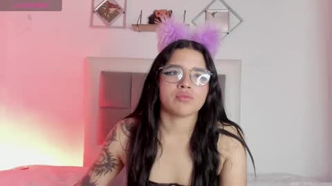 Snapshot of aliice_walker_ chatting on 01/10/25, 03:37 aliice_walker_ online show from 01/10/25, 03:37