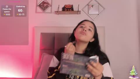 Snapshot of aliice_walker_ chatting on 01/16/25, 12:31 aliice_walker_ online show from 01/16/25, 12:31