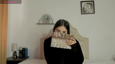 Snapshot of aliice_walker_ chatting on 01/29/25, 01:07 aliice_walker_ online show from 01/29/25, 01:07