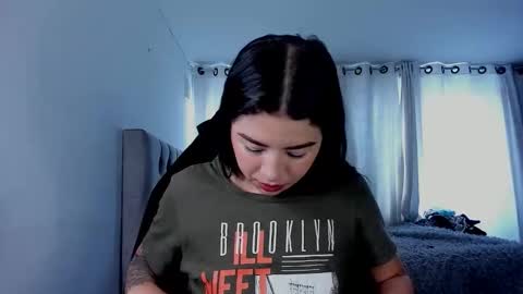 aliice_walker_ online show from 02/16/26, 03:41