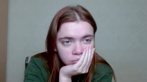 Snapshot of aliiice_stone chatting on 11/08/25, 01:39 Alice online show from 11/08/25, 01:39