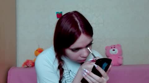 Snapshot of aliiice_stone chatting on 03/26/26, 07:19 Alice online show from 03/26/26, 07:19